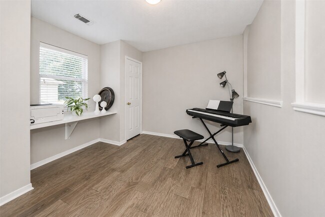 Building Photo - 17435 S Summit Canyon Dr