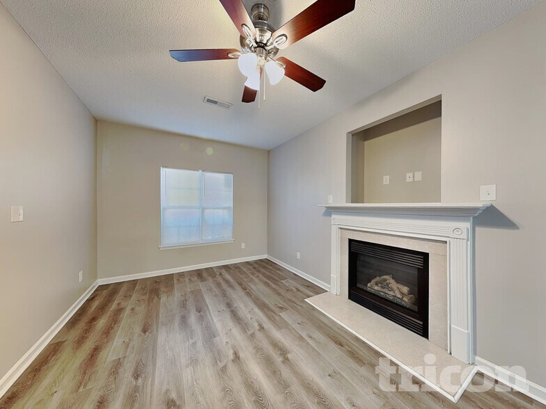 Building Photo - 7021 Paint Rock Ln