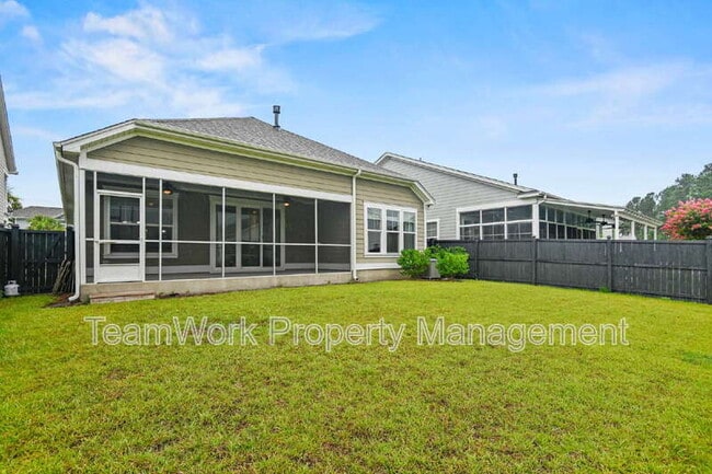 Building Photo - 123 Whaler Ave