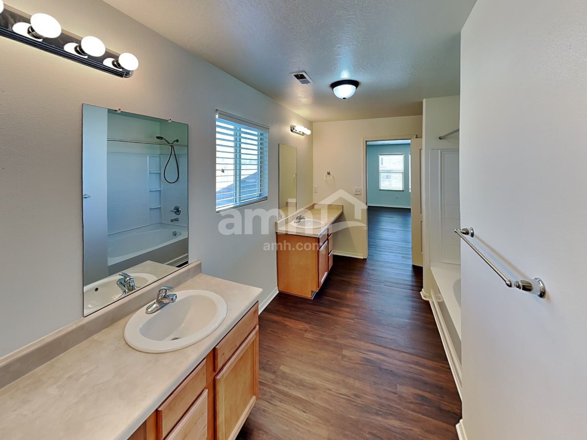 Building Photo - 2464 S 3585 W