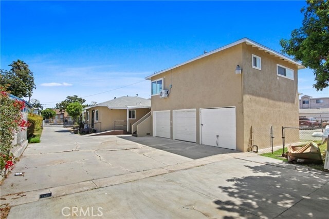 Building Photo - 3670 W 113th St