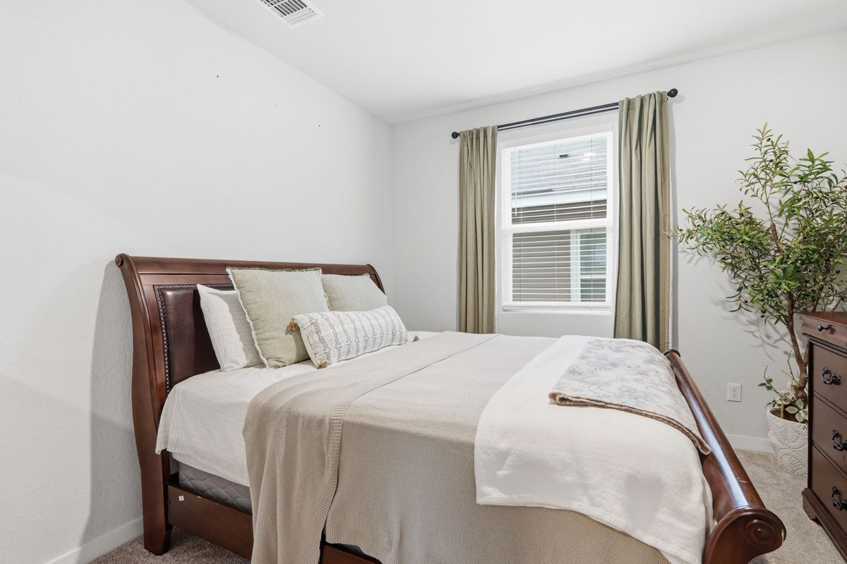 Building Photo - 3523 Rancho Grande