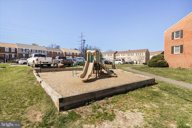 Building Photo - 1041 Brixton Ct