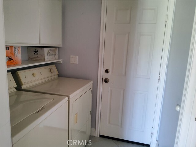 Building Photo - 25540 Pembrook Pl