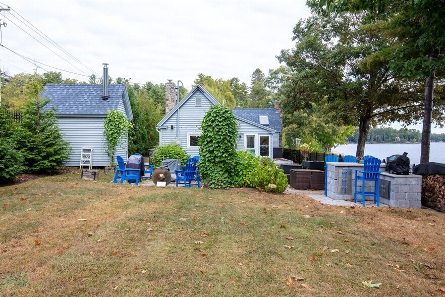 Building Photo - 701 Sebago Rd
