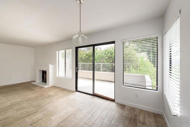 Building Photo - 331 Windjammer Cir