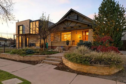 Primary Photo - Beautiful 3 Bedroom Craftsman Bungalow Furnished or Unfurnished Available NOW!