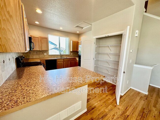 Building Photo - 8029 22nd St Ln