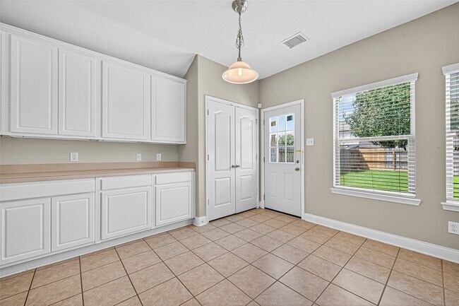 Building Photo - 2234 Tremont Trail Ln