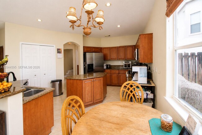Building Photo - 13989 SW 155th Terrace