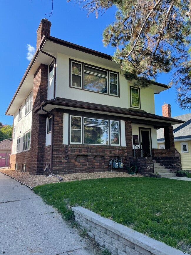 Building Photo - 4724 Lyndale Ave S