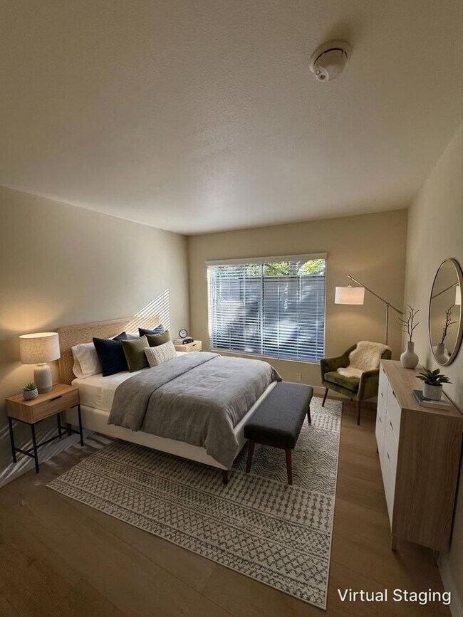Building Photo - Beautiful 3 Bedroom 2 1/2 Bathroom Granada Hills Townhouse! Must See! Ready For Move-In!