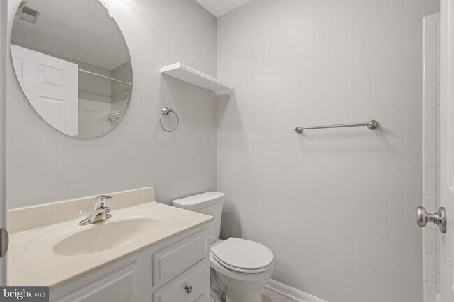 Building Photo - 662 Jupiter Hills Ct