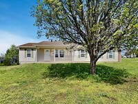 Building Photo - 1200 Larzelere Ln