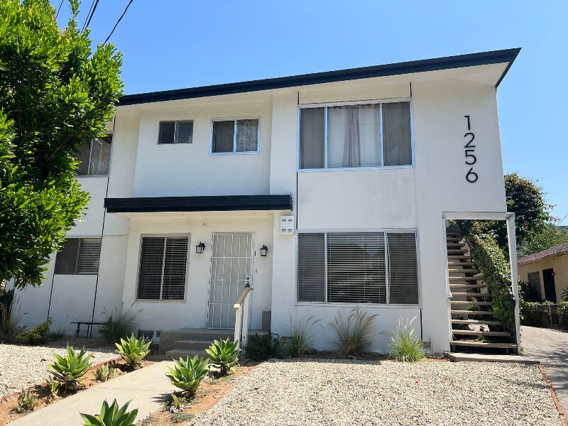 Building Photo - 1256 Mariposa St