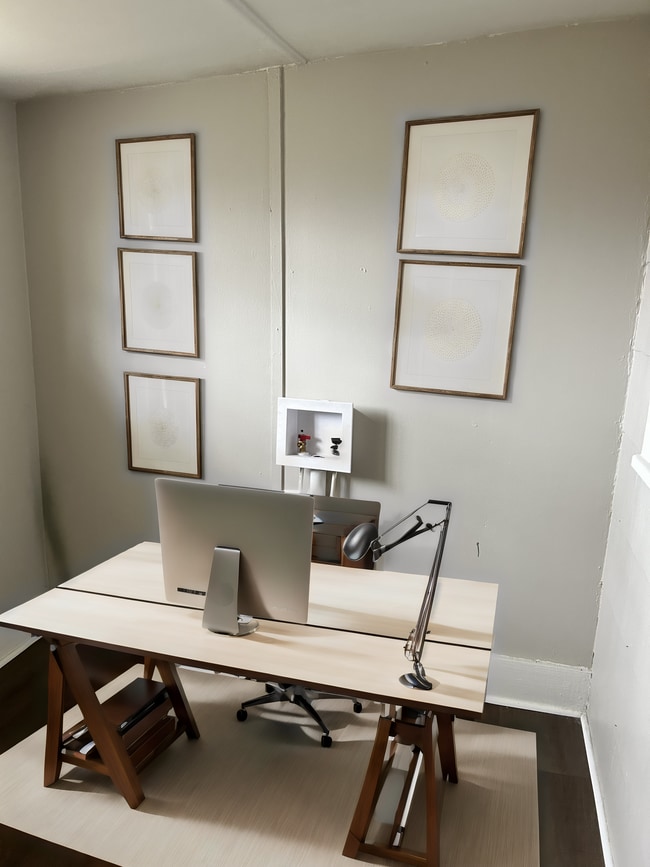 Building Photo - 2409 Ivy St