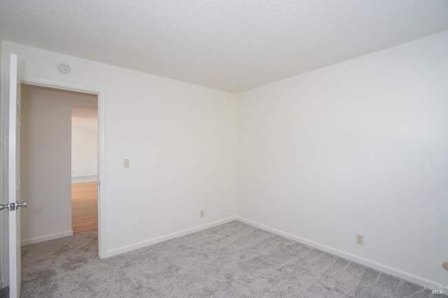 Building Photo - 4248 Leafwood Cir E