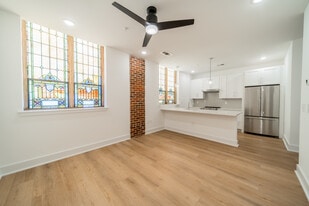 Building Photo - 201 Grandin Rd
