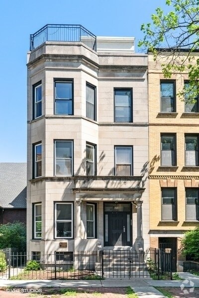 Building Photo - 650 W Barry Ave