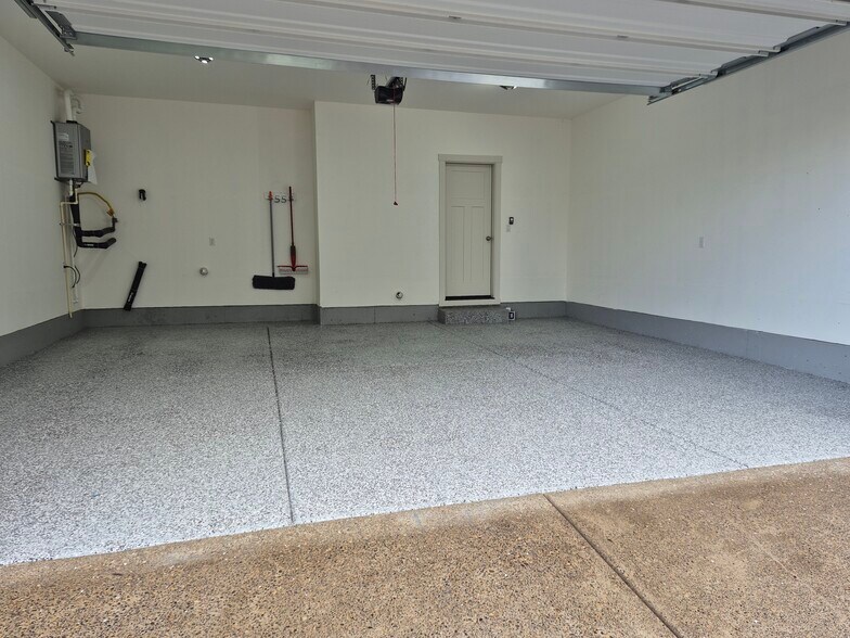 Garage w/EV Charger - 31741 NW Blake Terr