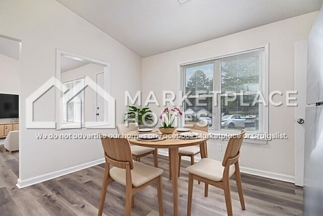 Building Photo - 4826 Mainstreet Valley Trce