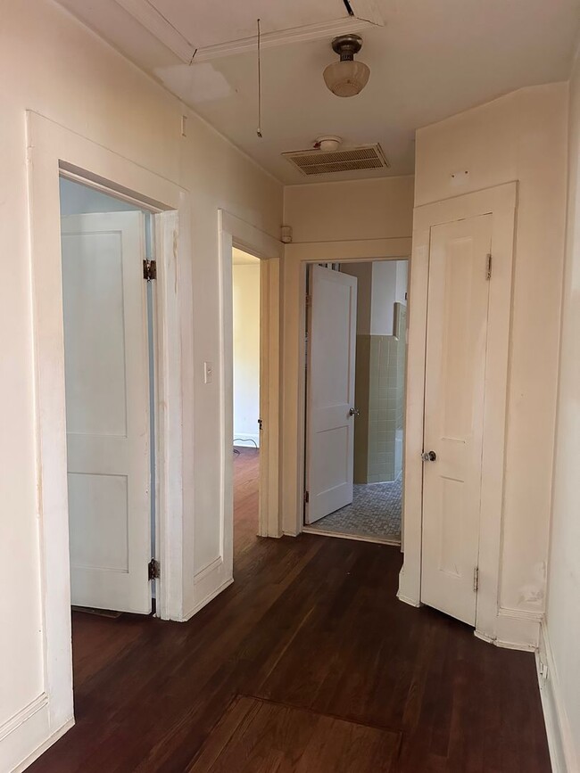 Building Photo - RENTAL HOME 2BD/1BTH