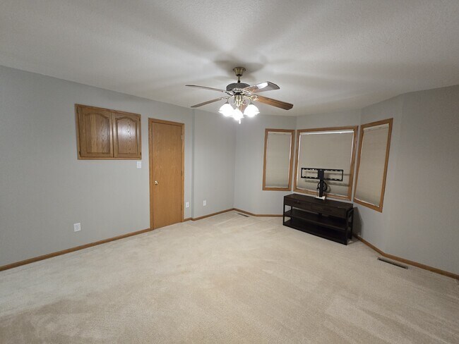 Building Photo - 4710 Donald Dr