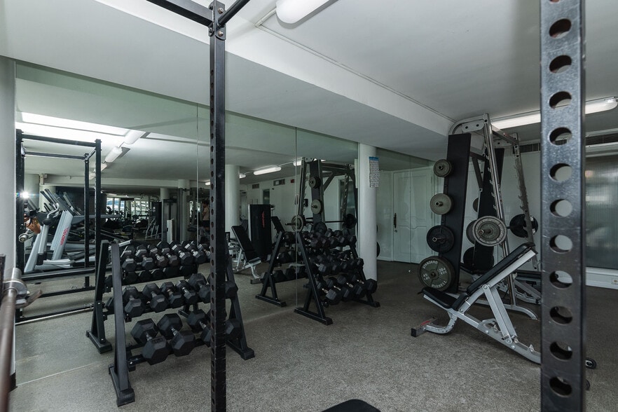 Gym - 900 Bay Dr