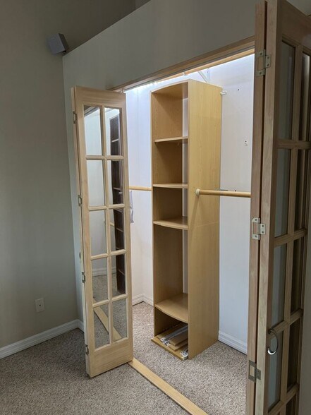 Building Photo - 105 Escambia Ln