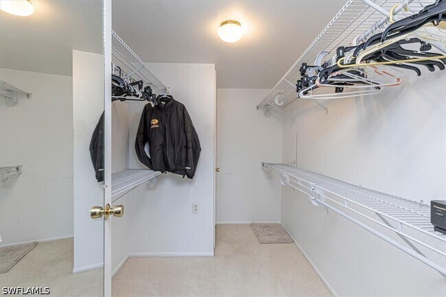 Building Photo - 4912 Tamiami Trl E