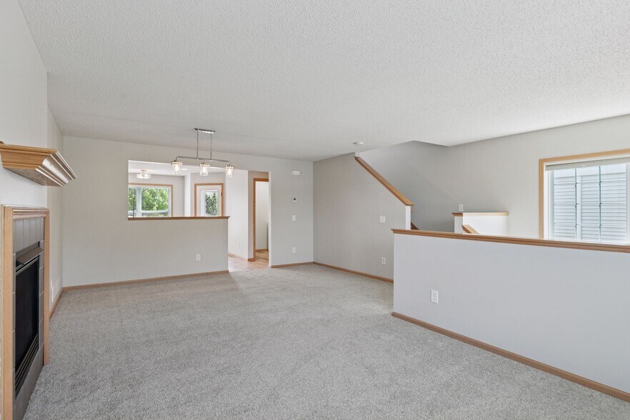 Building Photo - 15146 Fanning Dr N
