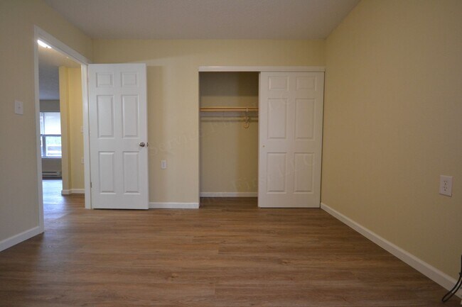 Building Photo - Dogwood Apartments