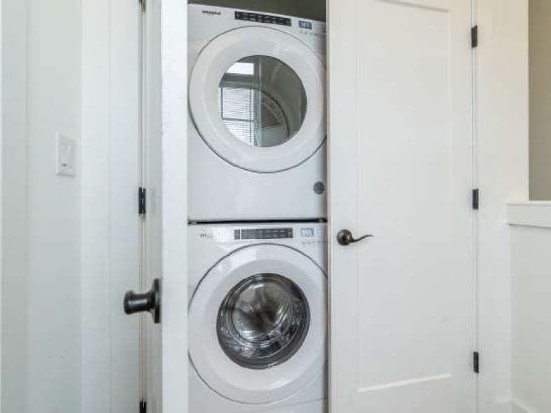 Building Photo - 3680 Indian Queen Ln