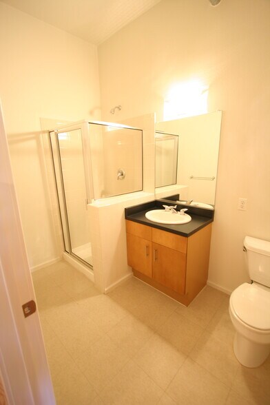 Building Photo - 400 Copper Ave NE