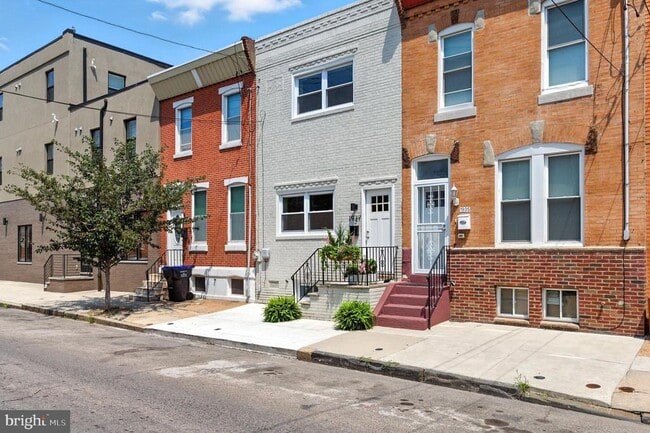 Building Photo - 1937 Dickinson St