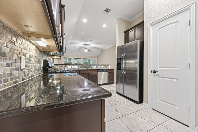 Building Photo - 20731 Calloway Crest Ct