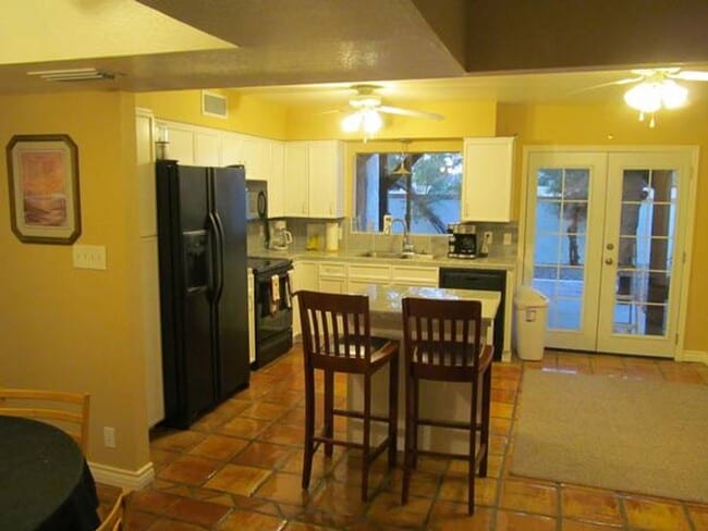 Building Photo - OPEN HOUSE - inquire        LUXURY 2 BEDRO...