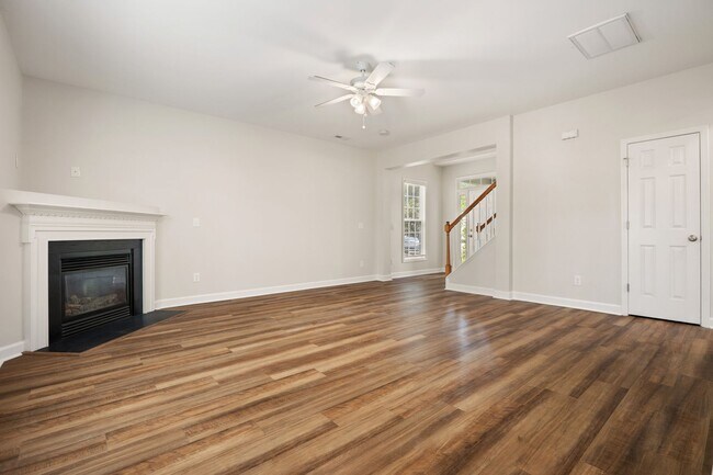 Building Photo - Updated 3BR Raleigh Home w/ Loft, Quartz Counters & 2-Car Garage