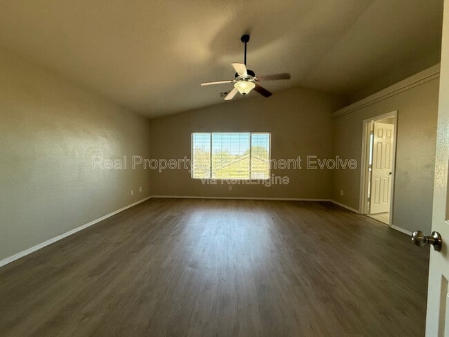 Building Photo - 12334 W Turney Ave