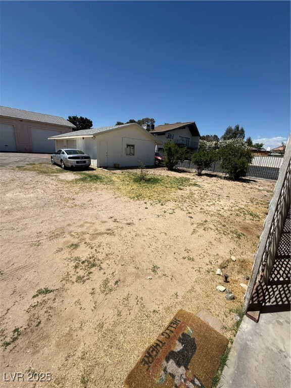 Building Photo - 5643 S Pecos Rd