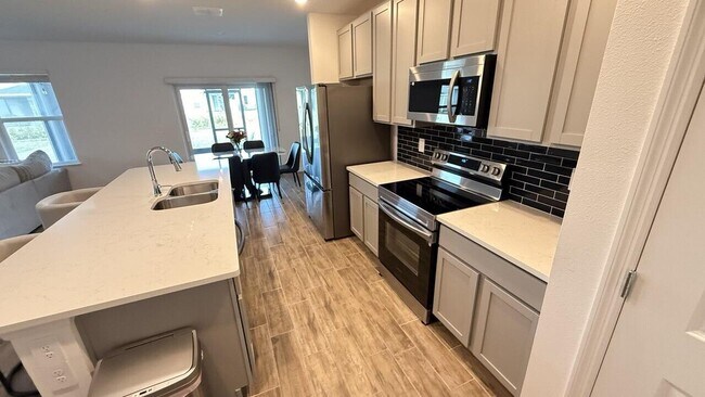 Building Photo - 12761 SW Orvieto Wy