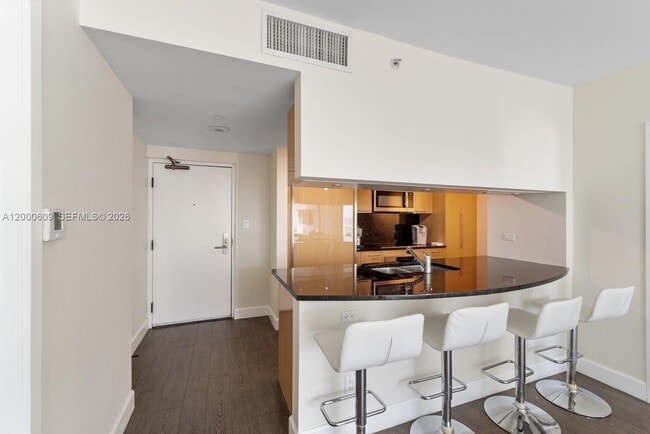 Building Photo - 6801 Collins Ave