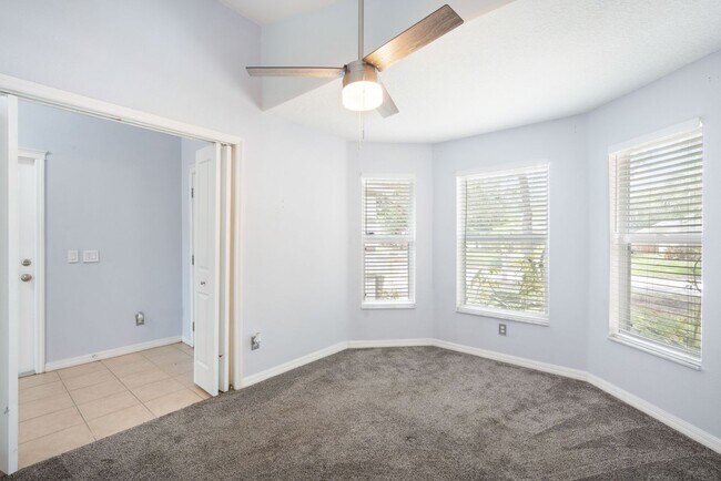 Building Photo - Family-Friendly 3BR Home with Yard, Office...