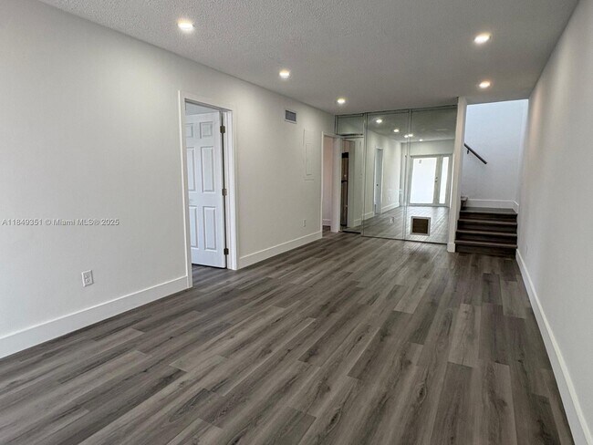 Building Photo - 3368 NW 51st Terrace
