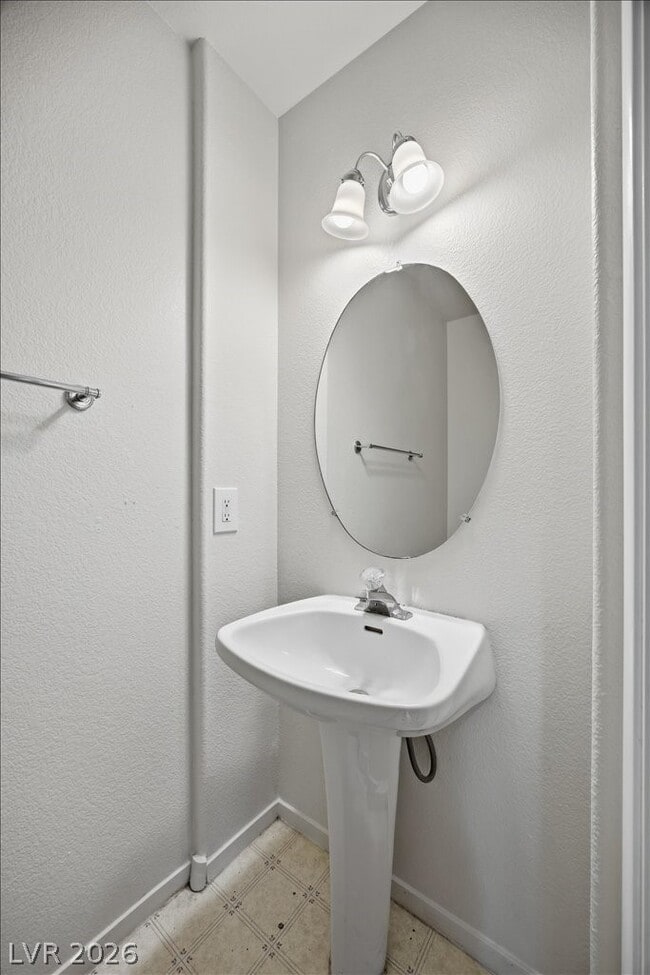 Building Photo - 7435 Aurora Glow St