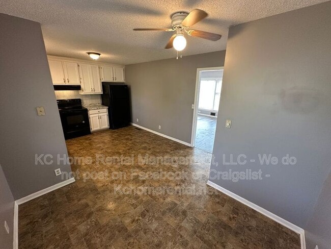 Building Photo - 10210 Fremont Ave