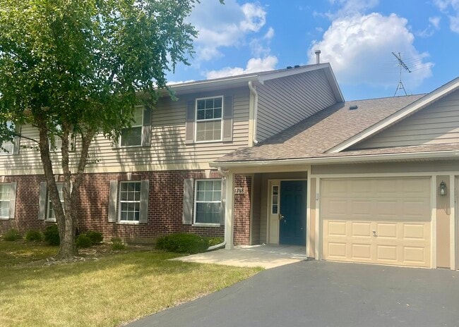 Primary Photo - 1248 N Red Oak Cir