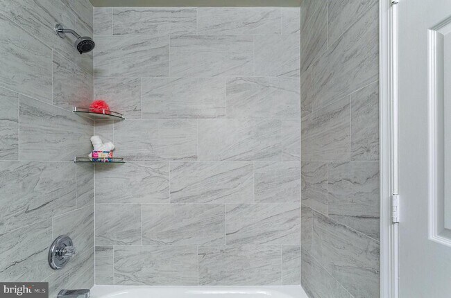 Building Photo - 1621 T St NW