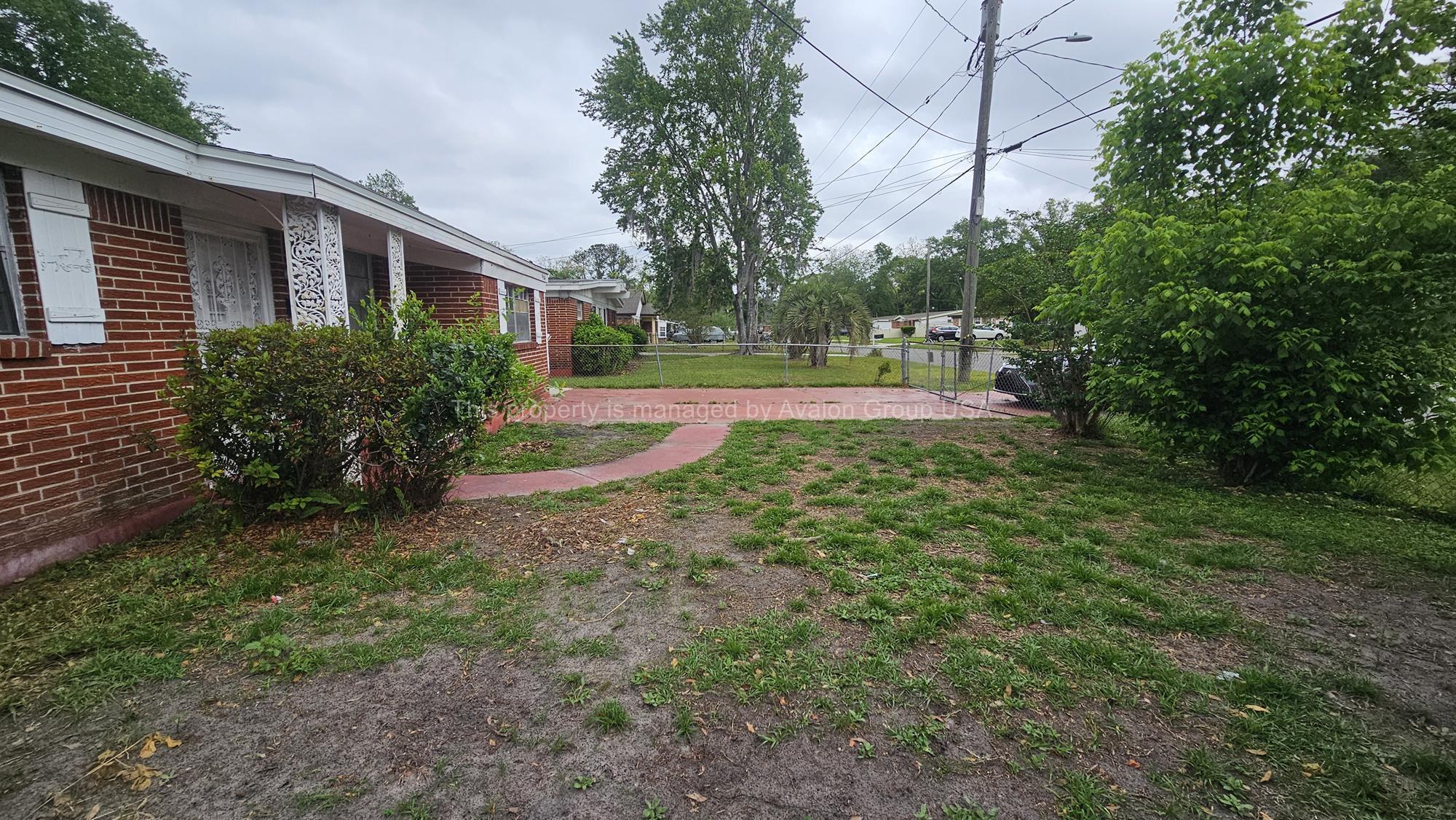 Building Photo - 9504 Evesham Rd