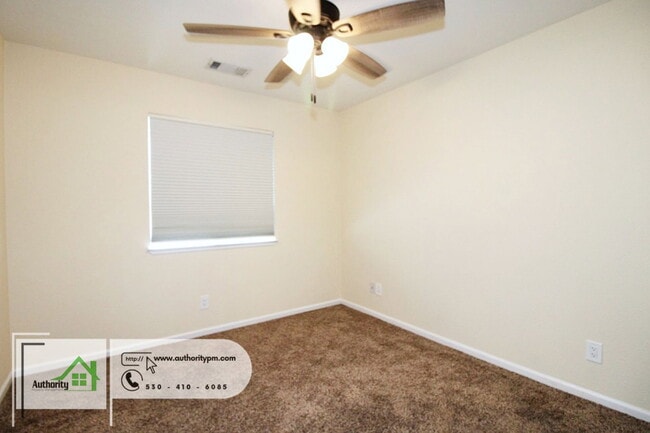 Building Photo - 1722 Almaden Dr